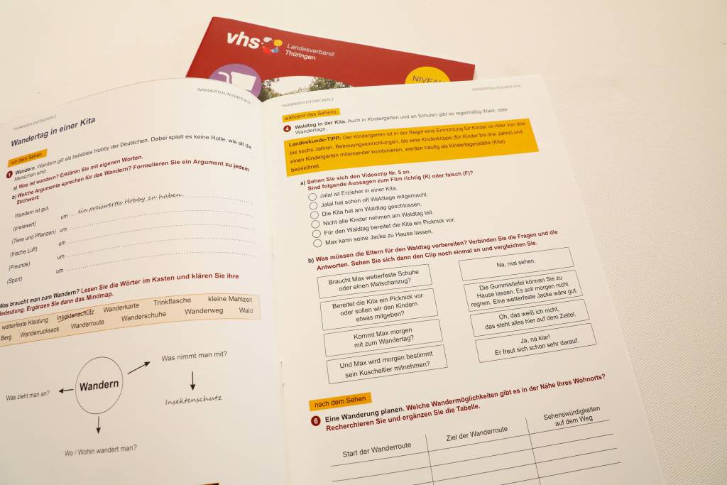 Thüringer Volkshochschulverband e.V. – Lern-Broschüre „Thüringen entdecken“ Thüringer Volkshochschulverband e.V. – Lern-Broschüre „Thüringen entdecken“